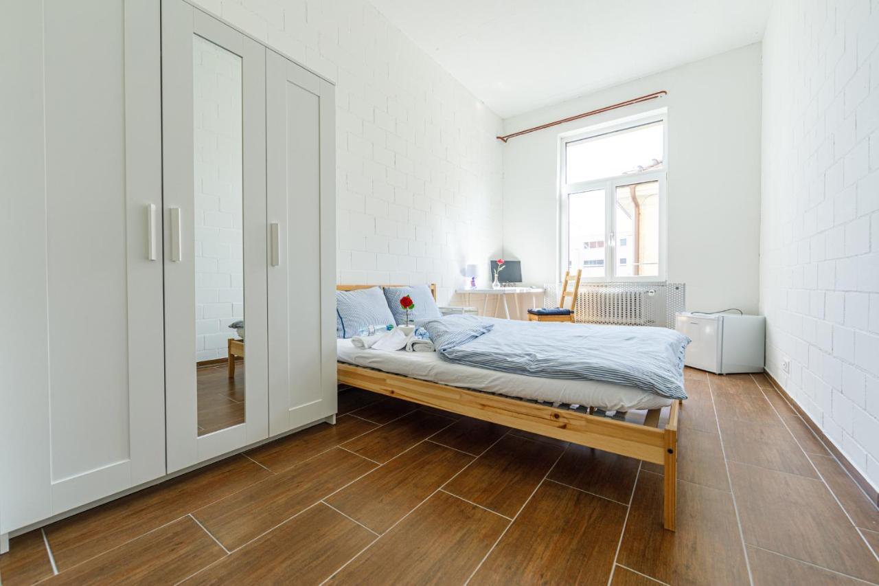 Simple Rooms - Yellow Inn St. Gallen Exterior photo