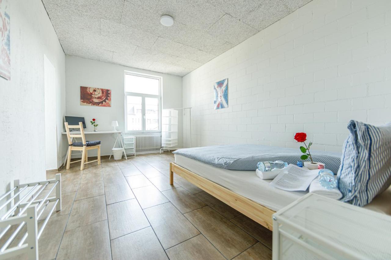 Simple Rooms - Yellow Inn St. Gallen Exterior photo