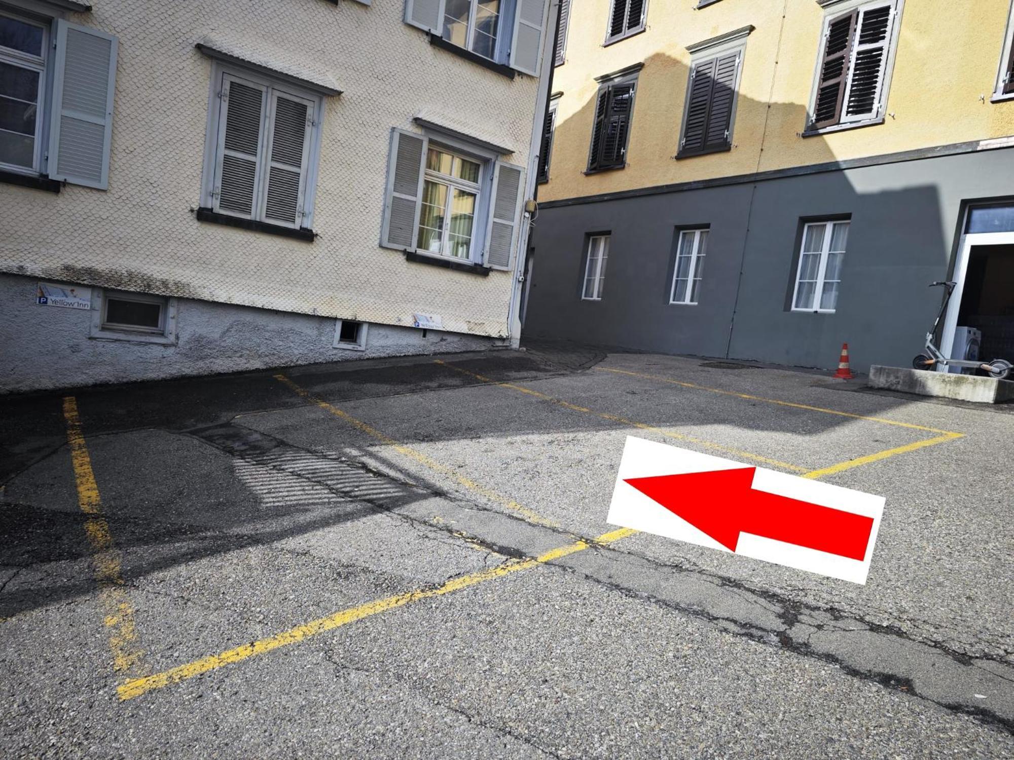 Simple Rooms - Yellow Inn St. Gallen Exterior photo