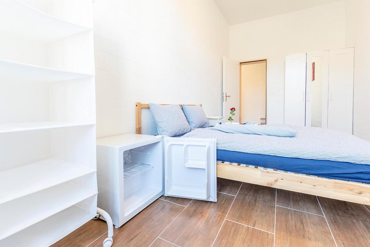Simple Rooms - Yellow Inn St. Gallen Exterior photo