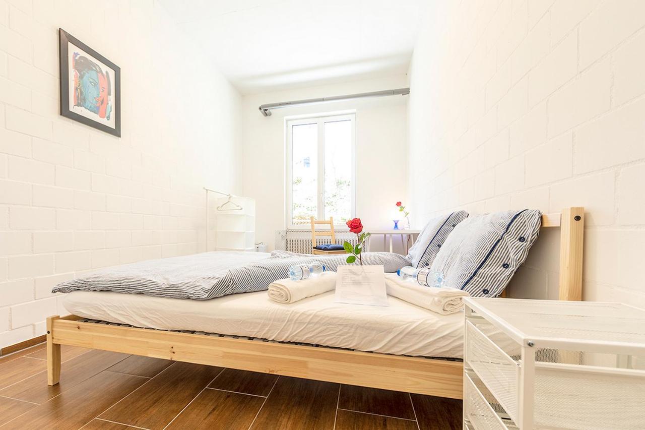 Simple Rooms - Yellow Inn St. Gallen Exterior photo